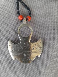 Collana con ciondolo tuareg in argento