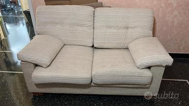 divano letto 2 posti usato poco ( entro 23.02)