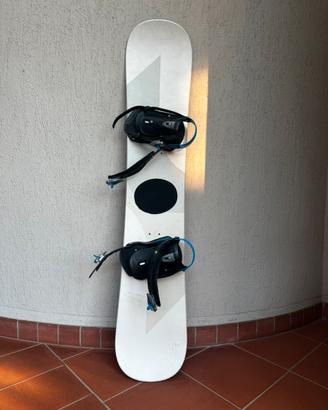 Snowboard Airwalk 147 cm con attacchi Nitro