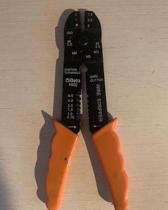 Pinza  per capicorda preisolati