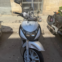 Piaggio Beverly 250