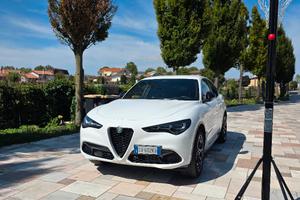 alfa romeo stelvio veloce q4