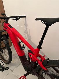 Trek rail + 5 gen 5 red L - NUOVA