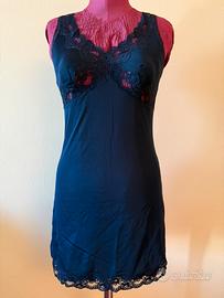 Sottoveste nera con pizzo
