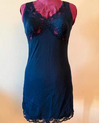 Sottoveste nera con pizzo