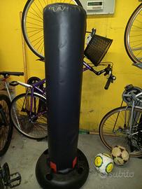 Sacco da box con piantana