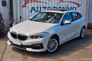 Bmw 118d 5p. Business Advantage *TETTO/VIRTUAL*