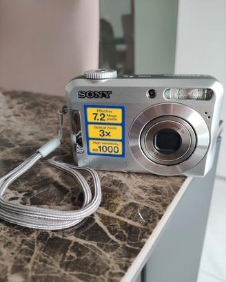 Fotocamera "Sony" modello "DSC-S650 NUOVA