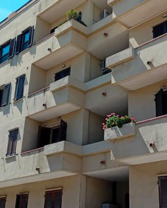 Appartamento con terrazza - via civitavecchia