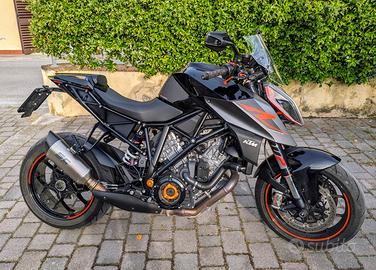 KTM SUPERDUKE 1290R