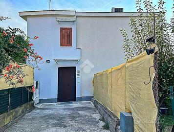 VILLA SINGOLA A PISCIOTTA