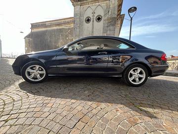 Mercedes Benz CLK 250 V6 Elegance del 2002 CRS ASI