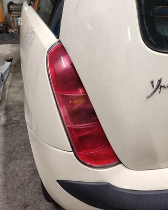 Fanale post sinistro LANCIA YPSILON del 2006