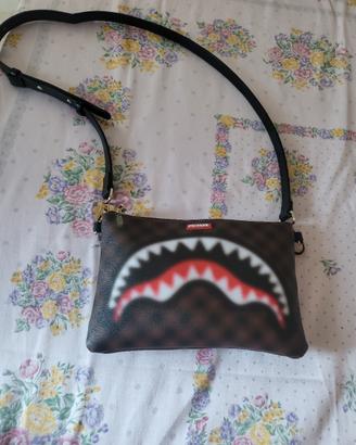 pochette spryground limited edition 