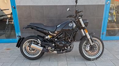 Benelli Leoncino 500 TRAIL