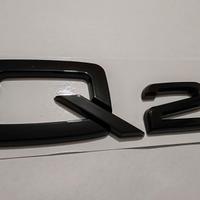 stemma per audi Q2 in abs nero lucido adesivo logo
