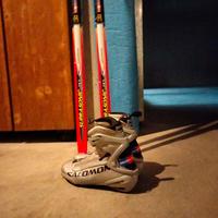 Sci da fondo con attacchi e scarpette