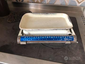 bilancia vintage anni '60