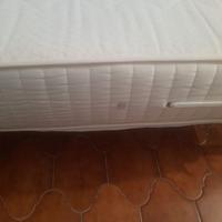 letto matrimoniale e lettino singolo