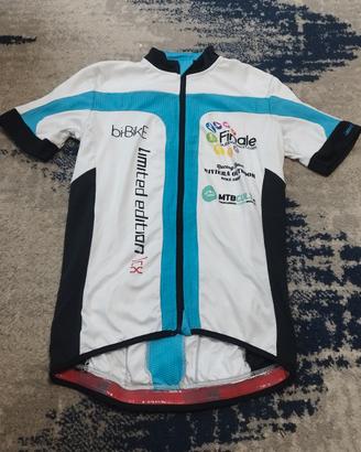 abbigliamento bici