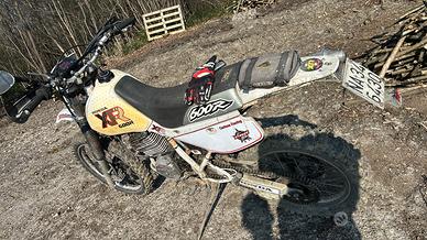 Enduro XR 600 dall ara del 93 HONDA