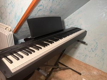 Pianoforte Digitale Kawai ES120