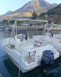 Open 5,80 con 40 CV Yamaha