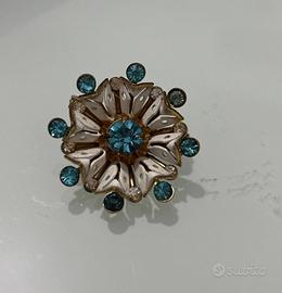 Spilla vintage Coro