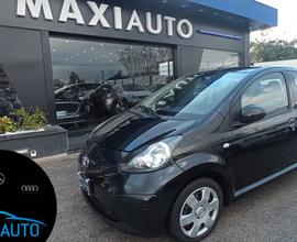 Toyota Aygo 1.0 CLIMA - LEGGI!