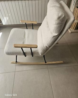 Sedia poltrona dondolo allattamento + poggiapiedi