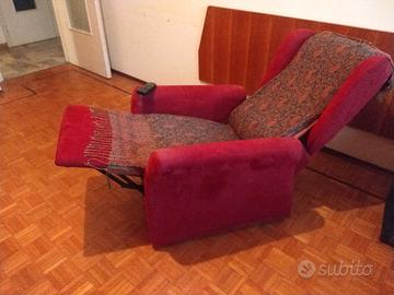 POLTRONA relax ALZA PERSONA PER ANZIANI-1 MOTORE