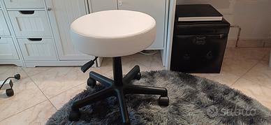 sgabello peducure o altri usi