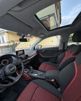 AUDI Q2 1.6 116 CV CAMBIO AUTOMATICO con tetto