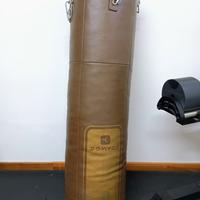 Materiale combat - Sacco, guantoni, paratibie