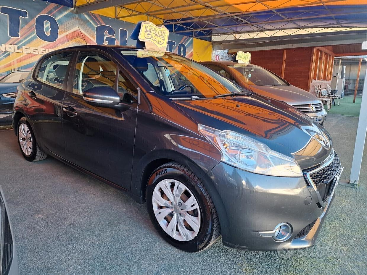 Peugeot 208 1° serie