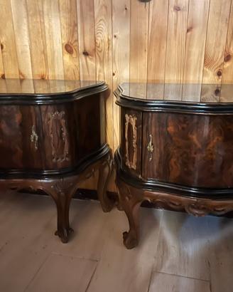 Coppia comodini antichi vintage
