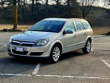 Opel astra Benzina motore 1.6