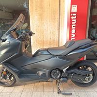 Yamaha TMAX 560 ABS
