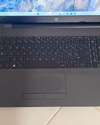 Notebook hp 8gb ssd da 240gb cpu i3