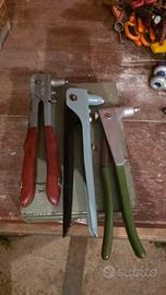 set di rivettatrici manuali
