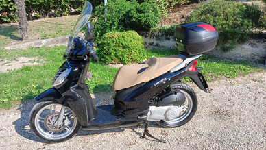 Scooter Malaguti centro 160 anno 2009