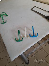 Ganci ad ancora in plastica