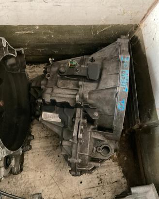 CAMBIO MANUALE 6M ZD30 3.0 RENAULT MASTER