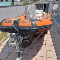 Gommone con carrello