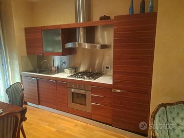CUCINA SNAIDERO PRATICAMENTE NUOVA A ROMA