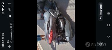 Yamaha X-Max 400