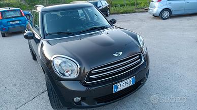 Mini Cooper Countryman 2.0 Diesel Automatica km 12