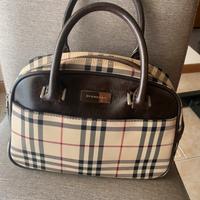 Burberry bauletto originale