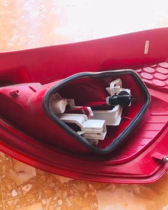 Lotto Fari Ford Fiesta 2009 Originali