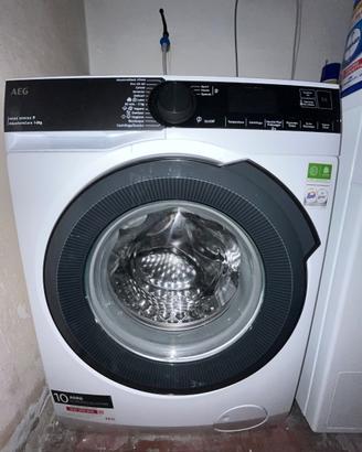 Lavatrice AEG serie 9000 8kg